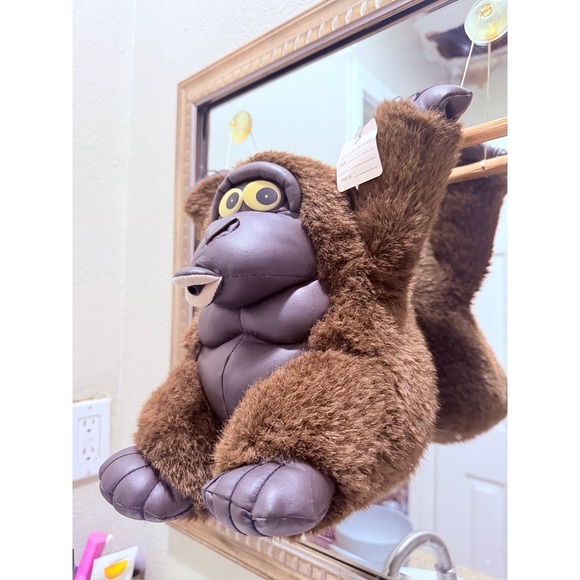 Plush - Picture 1 of 2